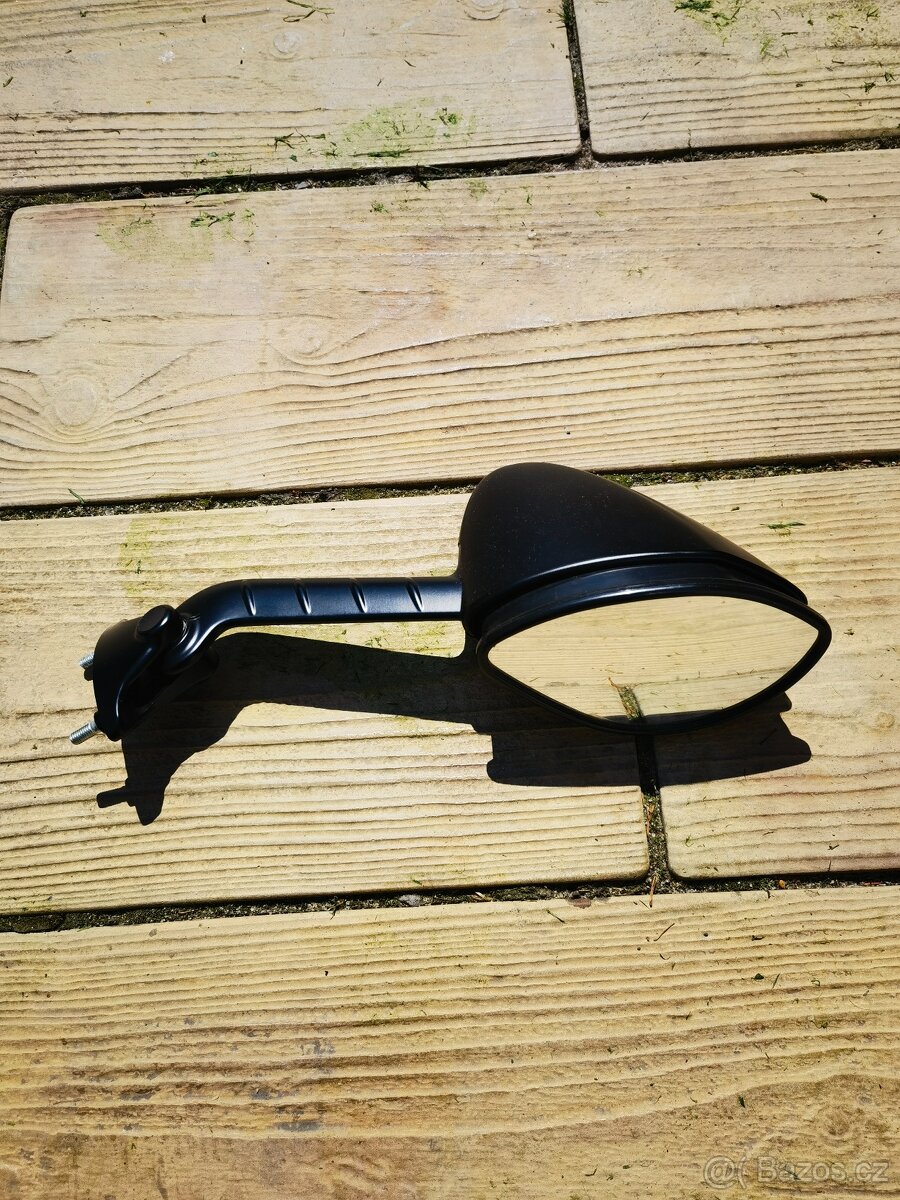 Zrcátko Kawasaki ZZR 1400 rok 2015 pravé - 2