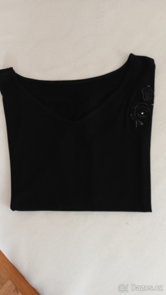 Dámské tričko vel. 44 - 2