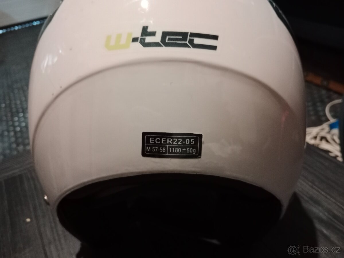 Helma w-tec velikost M - 2