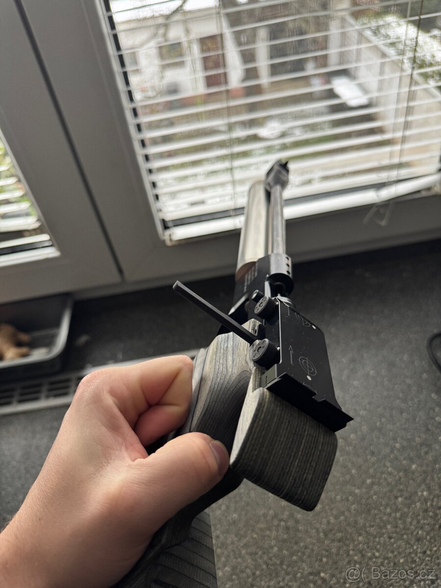 Prodám PCP vzduchovku TAU BRNO MK08 - 2