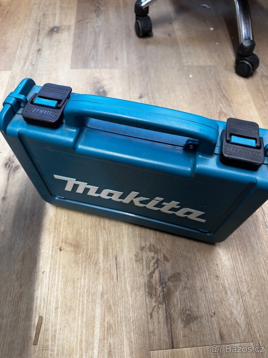 Aku vrtačka Makita DF330DWE 2x aku + světlo - 2