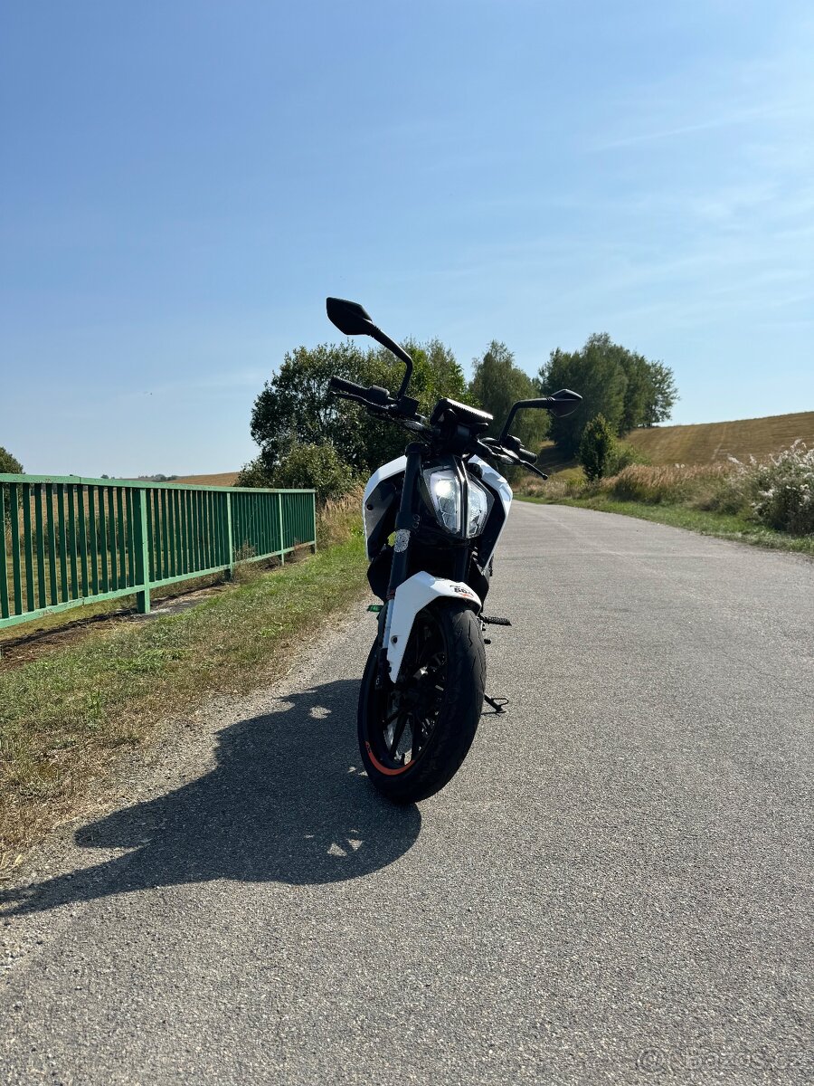 KTM duke 125 - 2
