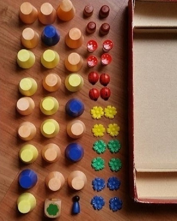 Smolíček pacholíček - 2x celá hra + nějáké náhradní díly - 2