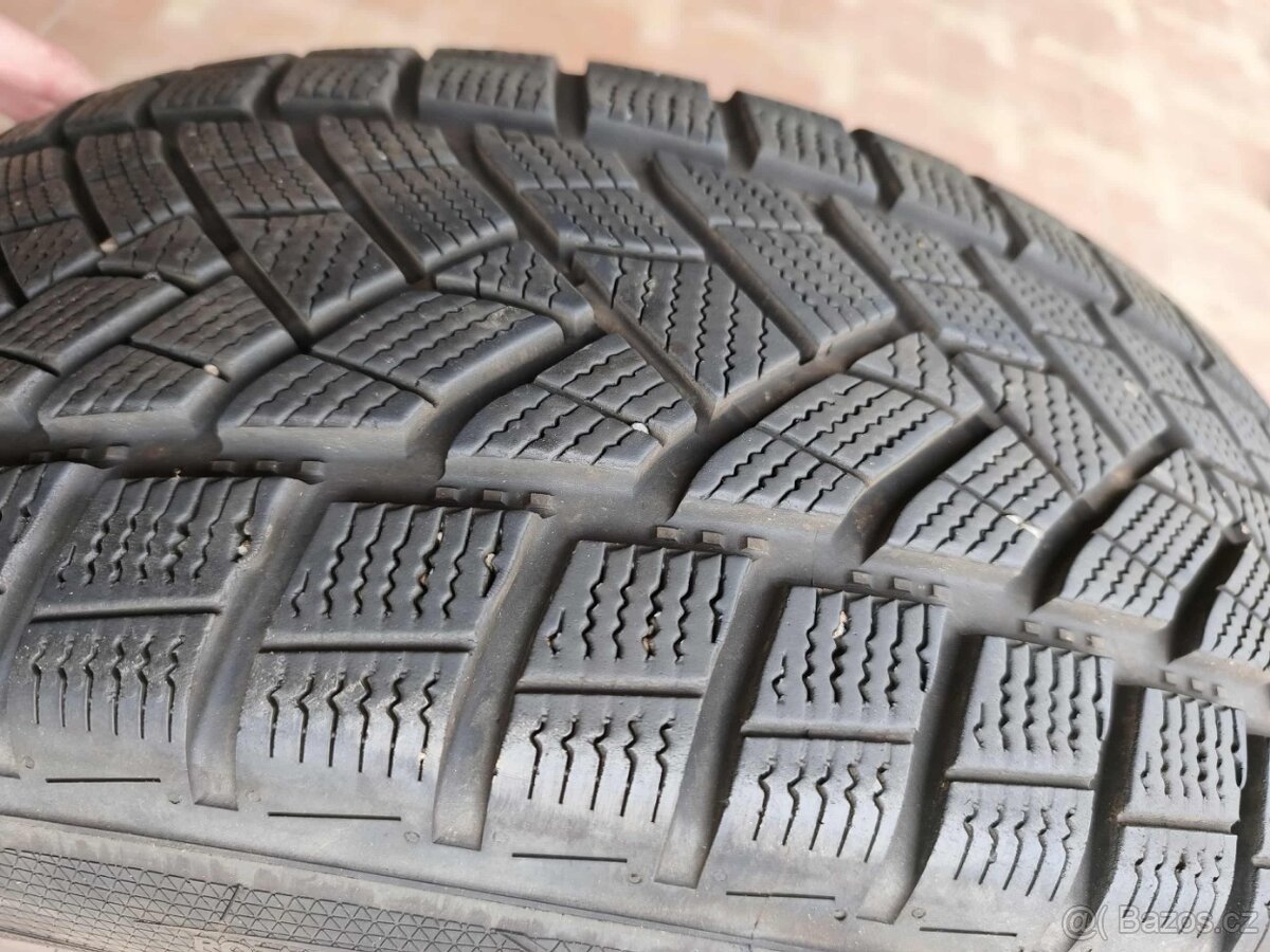 4x Zimní pneu CEAT WinterDrive 215/65 R17 103H - 2