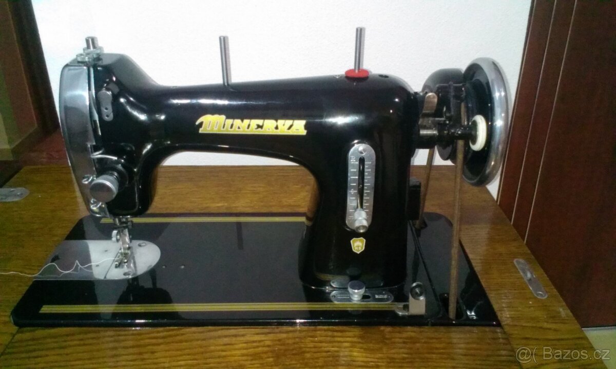 Šicí stroj Minerva - 2