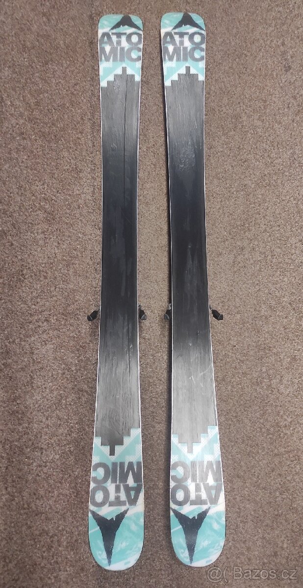 Juniorské freestylové lyže ATOMIC PUNX JR II, délka 140 cm - 2