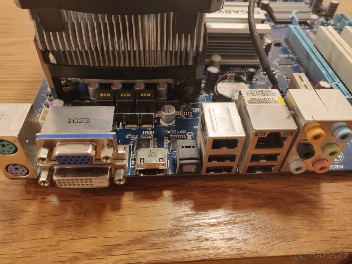 Gigabyte GA-EG41MFT-USS2H, Q6600, GPU, 8GB DDR3 - 2