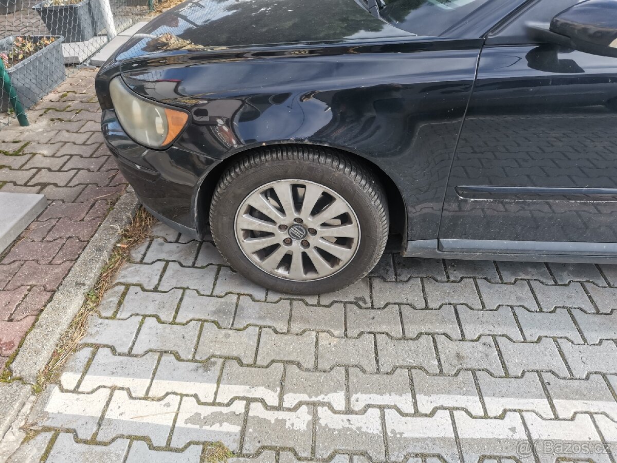 Volvo v50 momentum 2.0D 100kw - 2