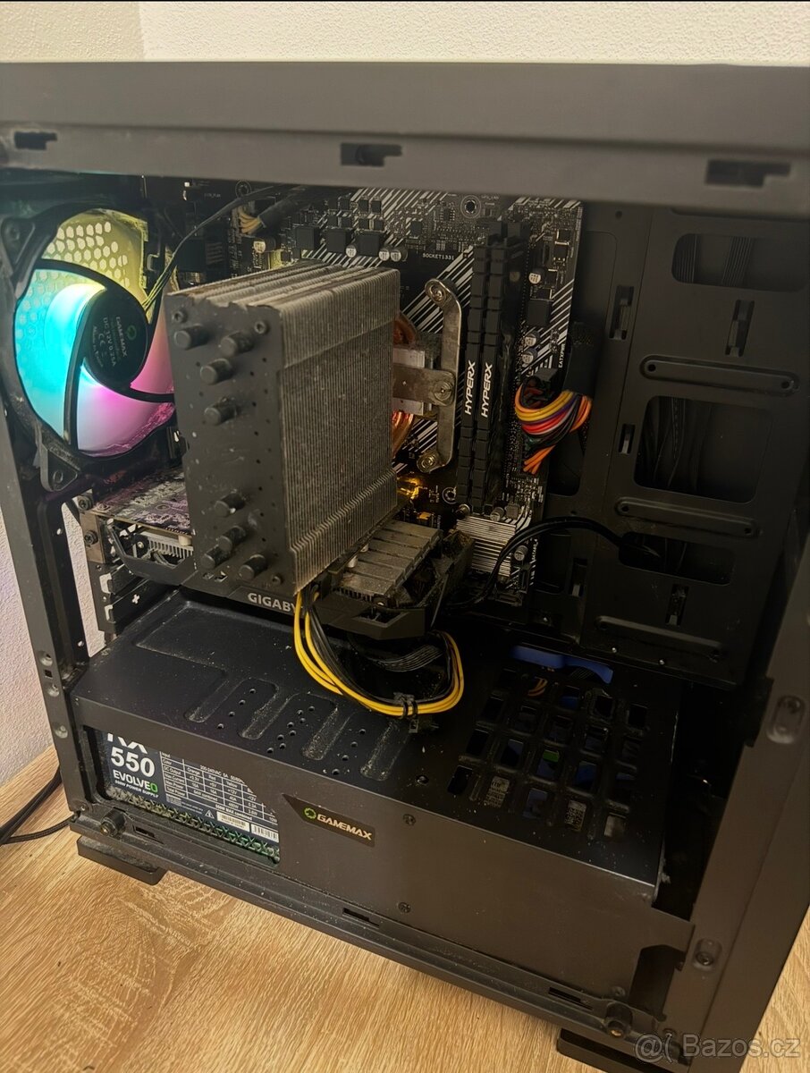herní počítač + monitor - 2