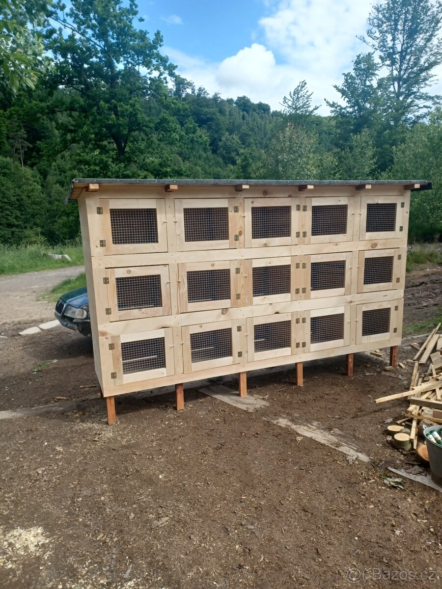 15-kotcová králikárna - 2