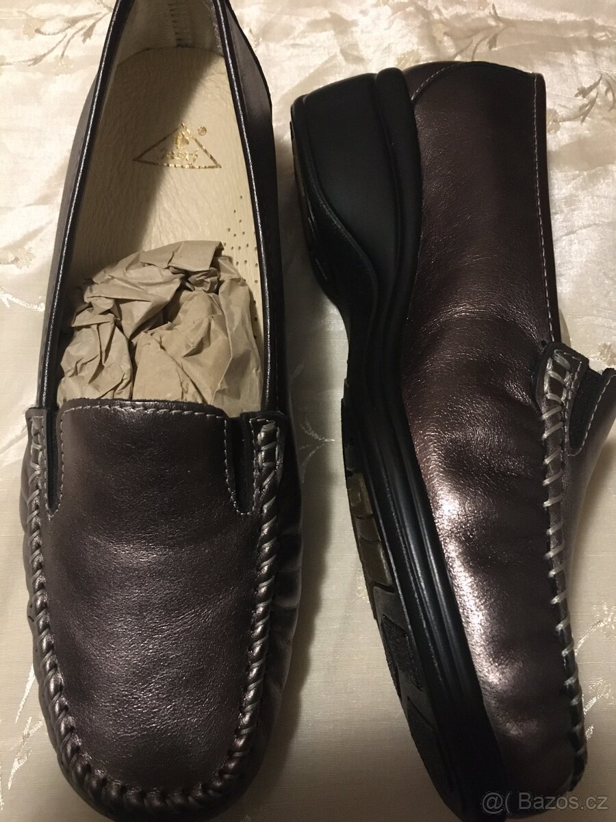 Mokasíny stříbrnošedé kožené nové vel.38 - 2