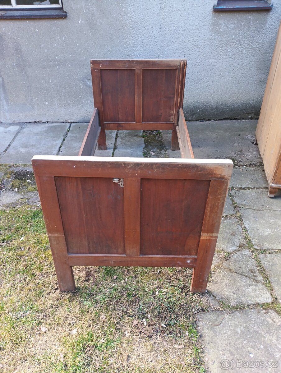 Starožitná postel - 2