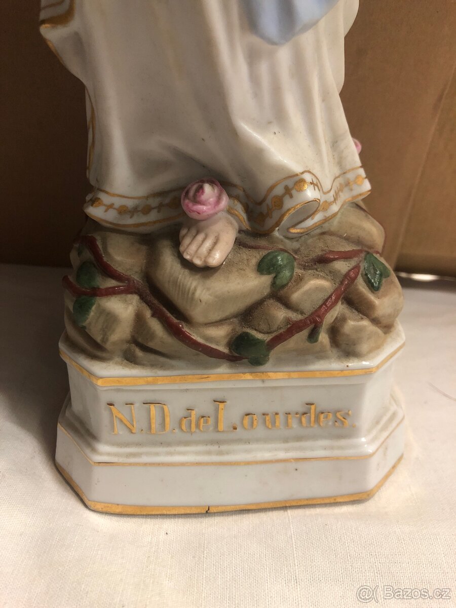 Starožitná poutní soška - 2