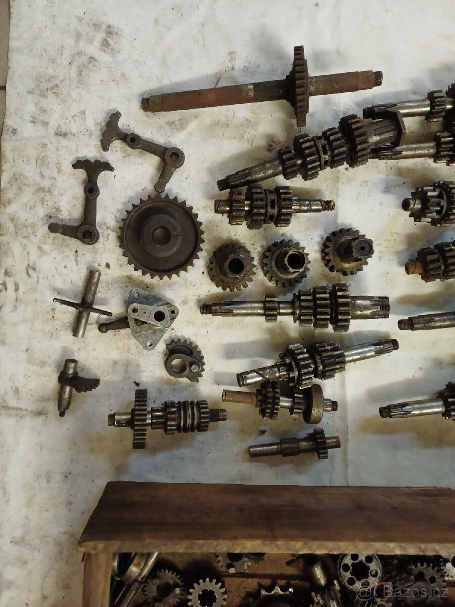 Nahradni dily Jawa veteran - 2