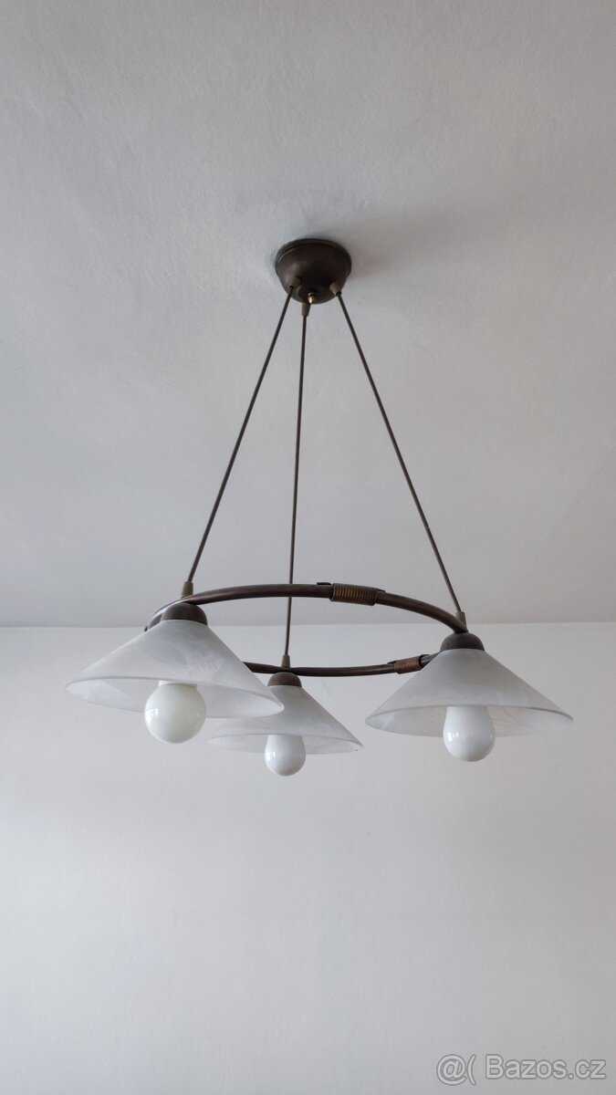 Lustr, svítidlo. - 2