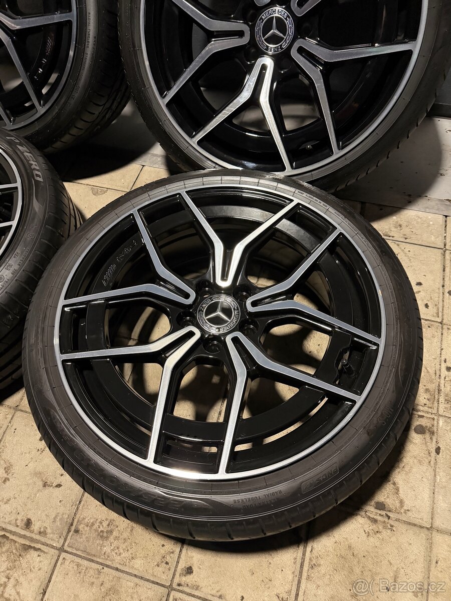 Mercedes C205 R19 Dvojrozměr C-class - 2