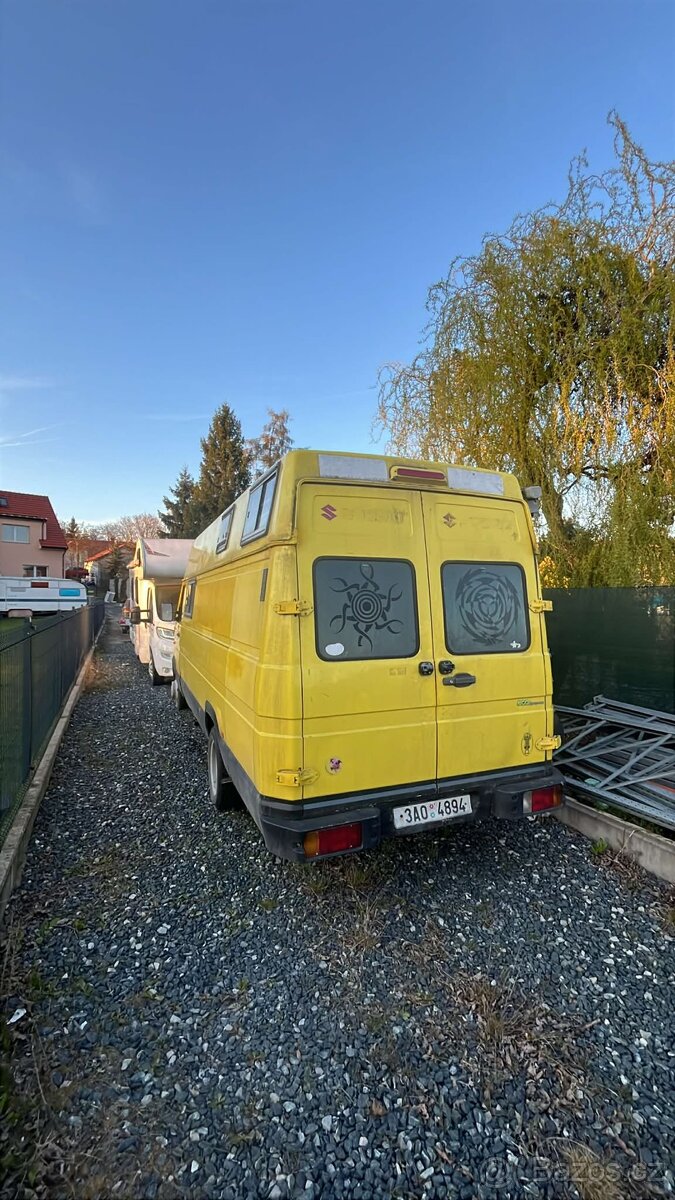 Obytne iveco 35-10 - 2