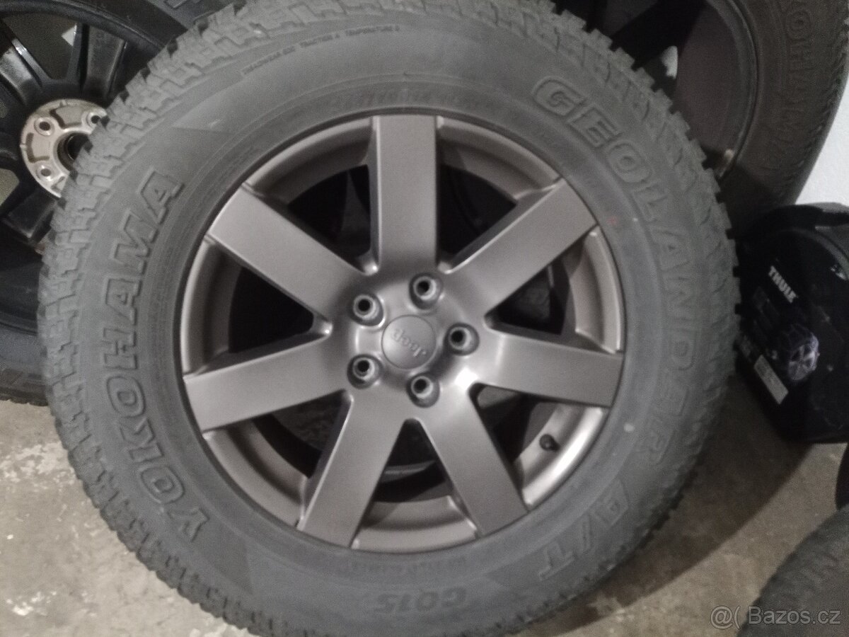 Jeep Wrangler - 2