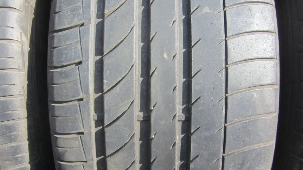 Letní pneu 275/45/19 Dunlop - 2