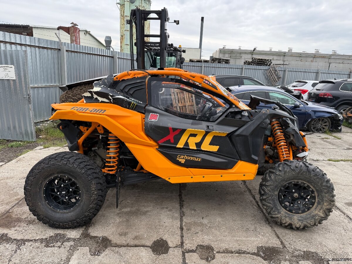 Can Am Maverick XRC 143kw rv:2020/12 naj:4080km HAVAROVANÉ