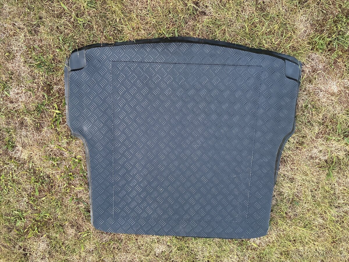 Gumova vana do kufru Skoda Octavia - 2