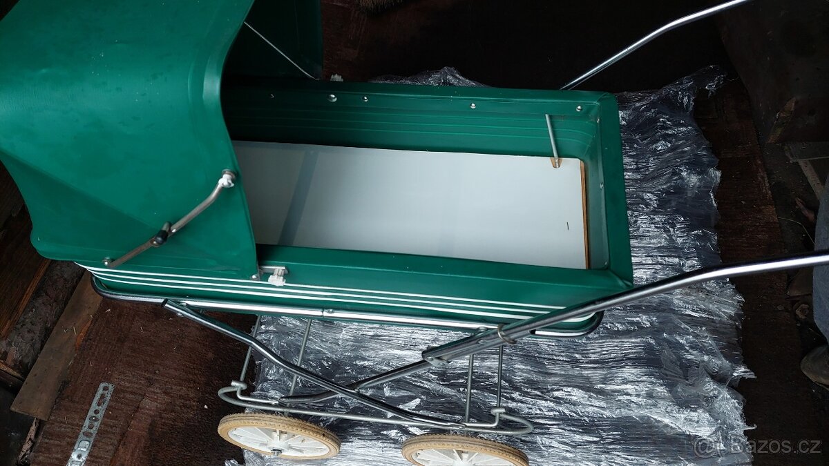 Dětský kočárek pro panenky - 2