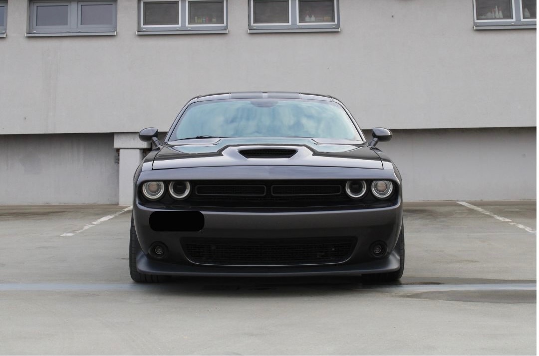 Dodge Challenger SRT 392 6.4 HEMI V8 - Možná výmena - 2