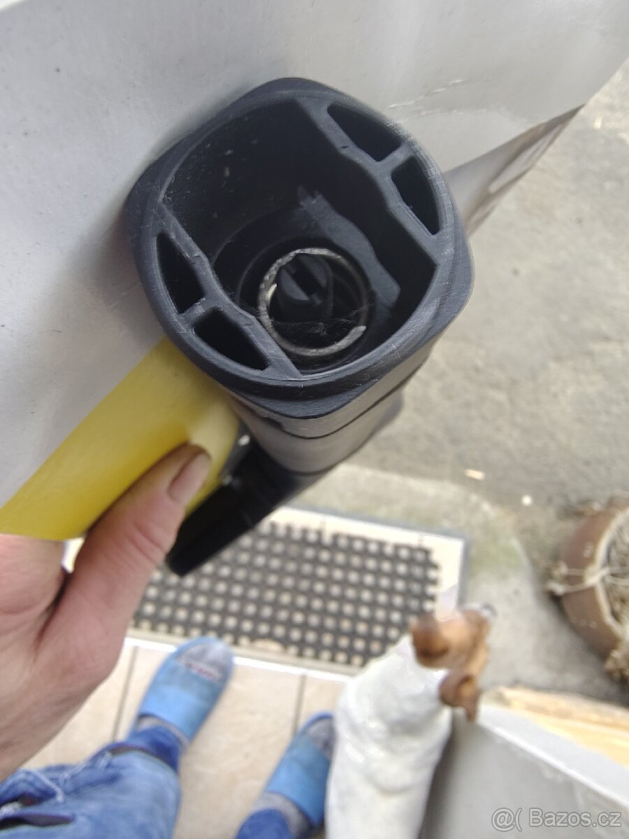 Pistole na wapku - 2