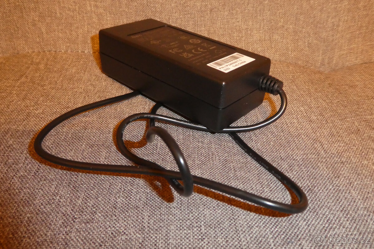 zdroj (adaptér, transformátor, trafo, trafák) 12V/24W/2A - 2