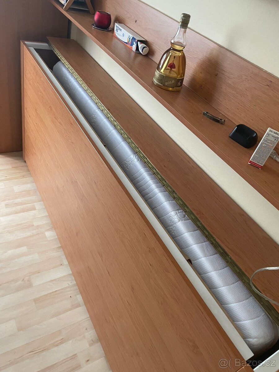 Skládací postel s matrací a roštěm - 2