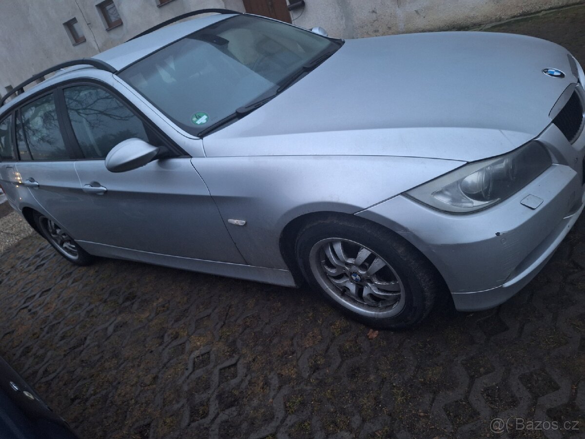 BMW e91 318 i 105 kw - 2