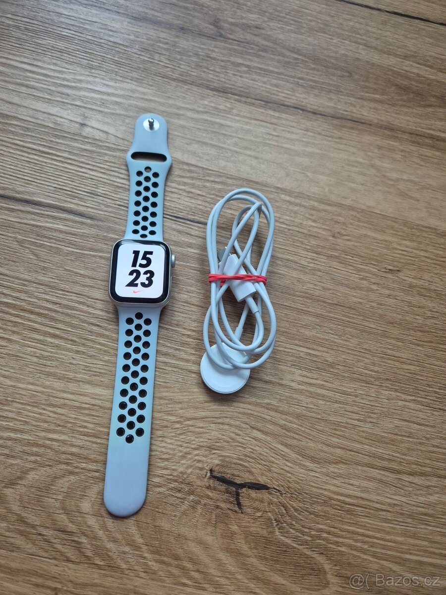Apple Watch SE 40mm - 2