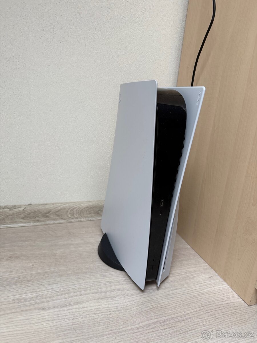 PlayStation 5 825GB - 2