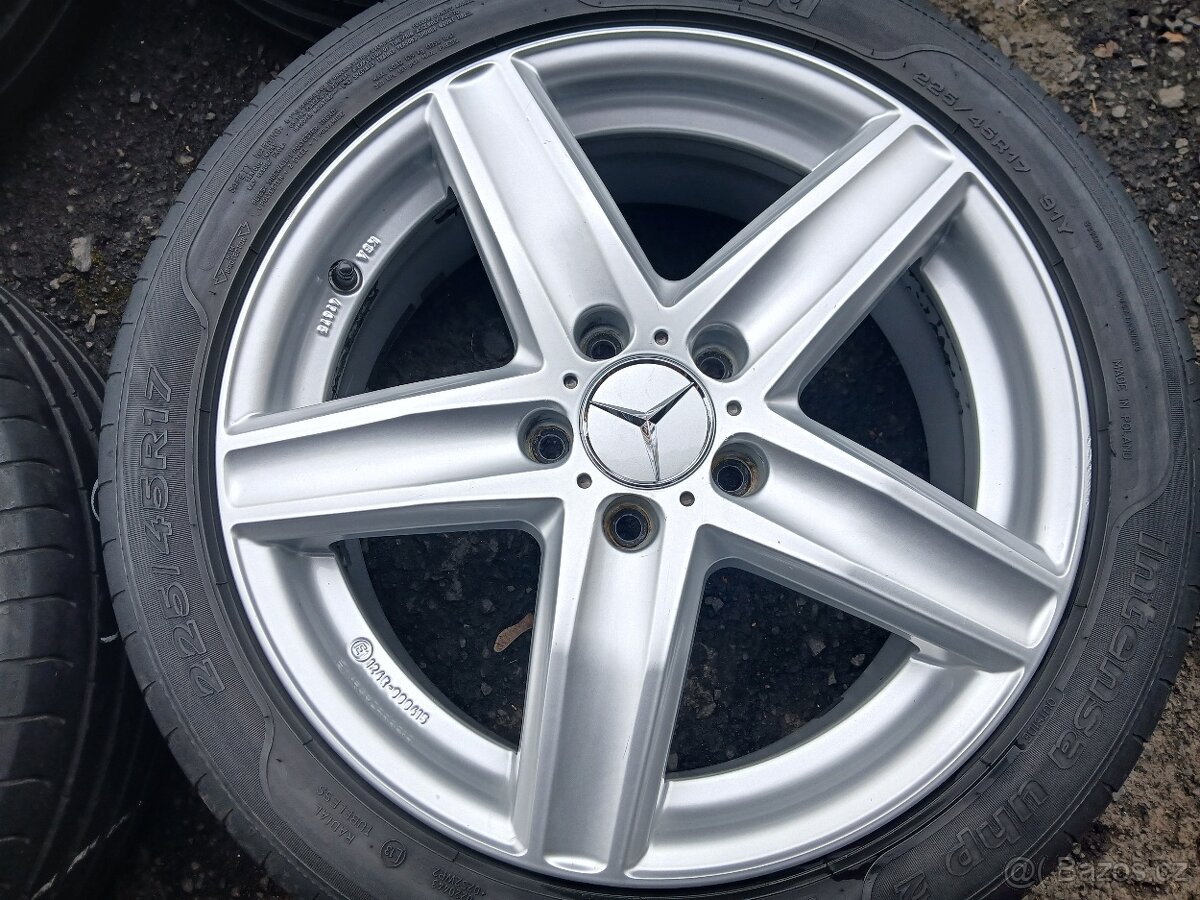 Sada ALU kol Dezent 225/45R17 letní - 2