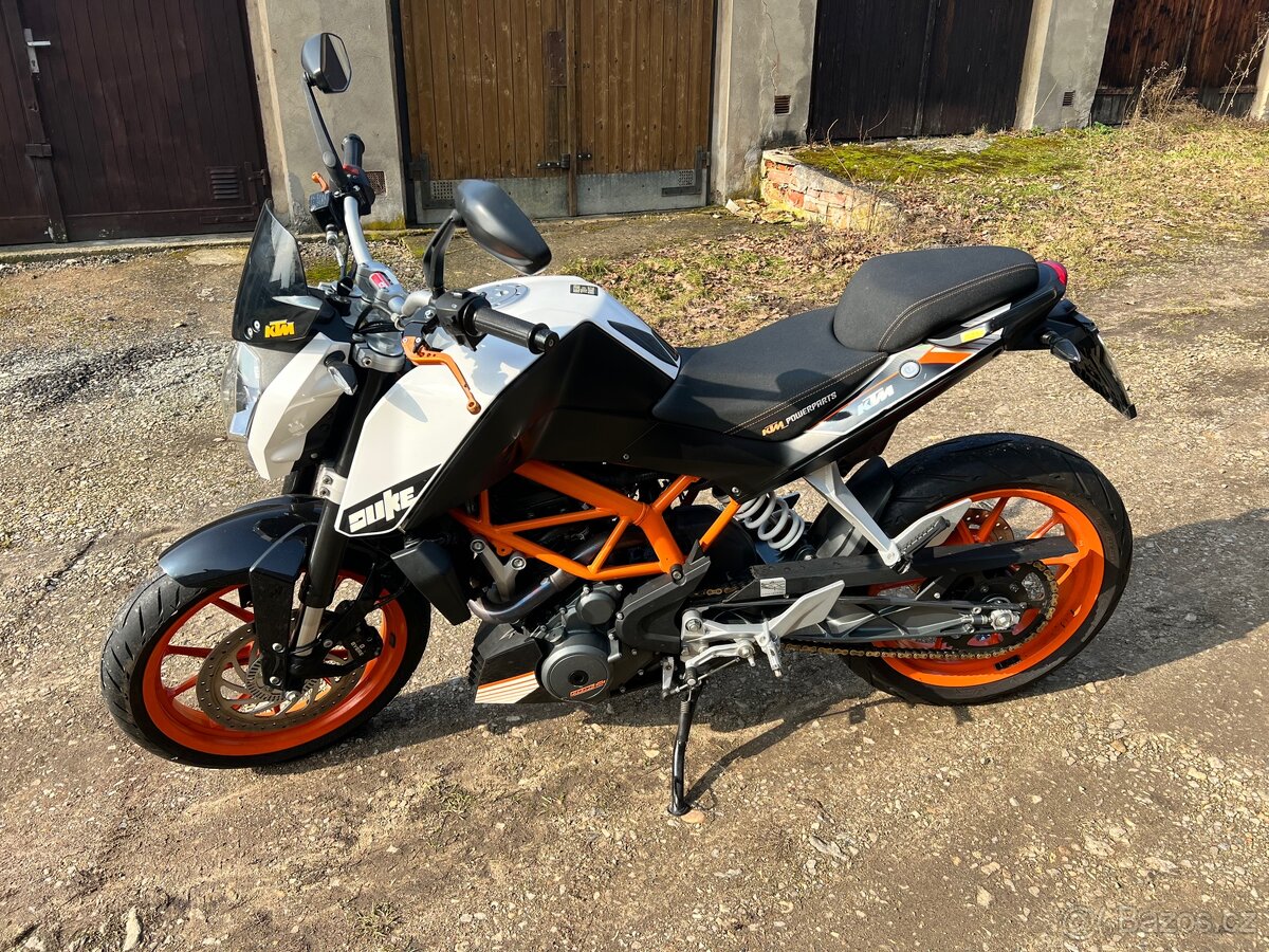 KTM Duke 390 - slušný stav - 2
