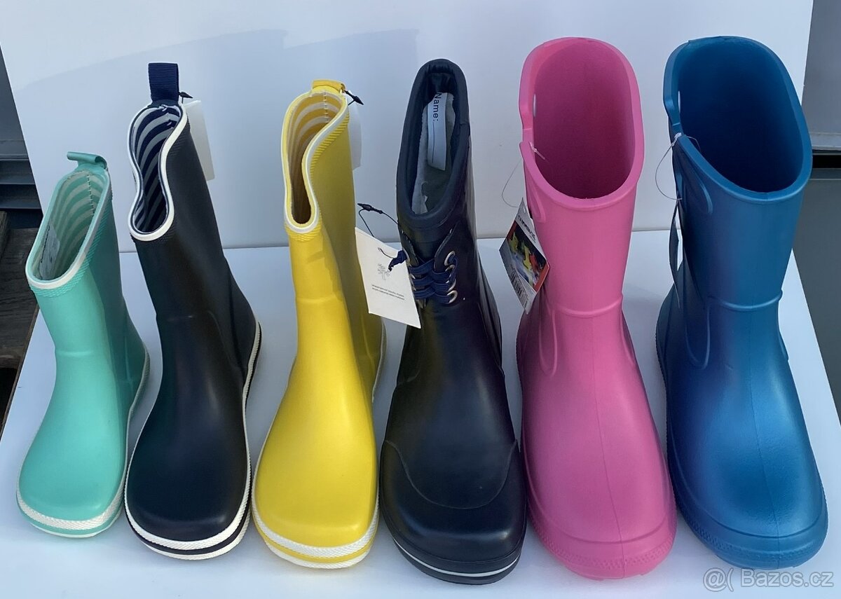 Více kusů nových bot - 2