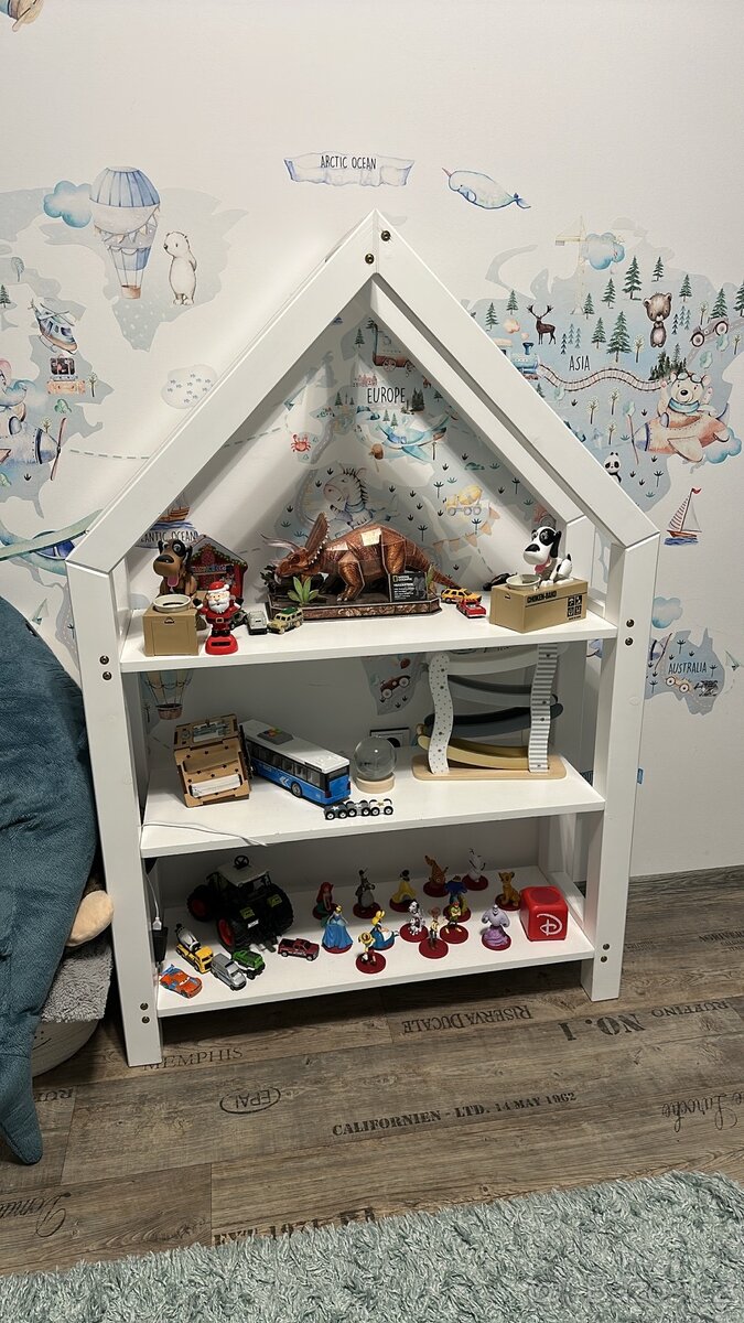 Postel DOMEK + regál domek - 2