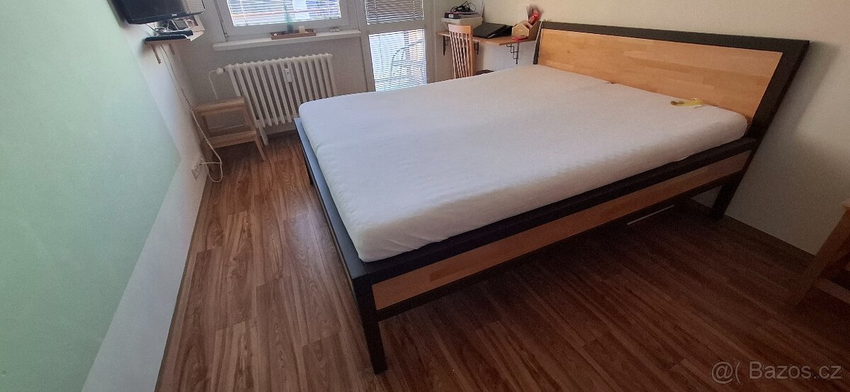 Manželská postel - 2