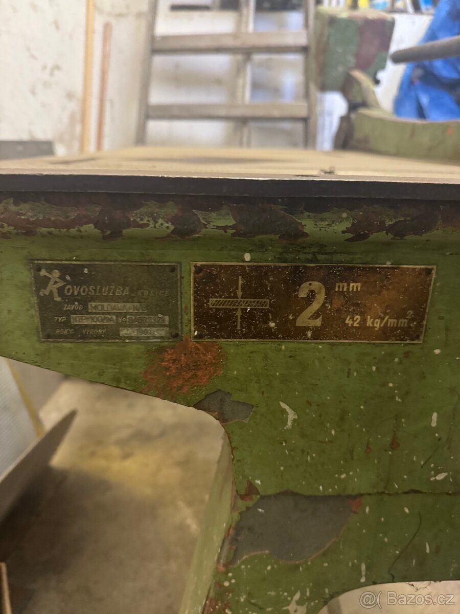 Tabulové nůžky na plech - 2