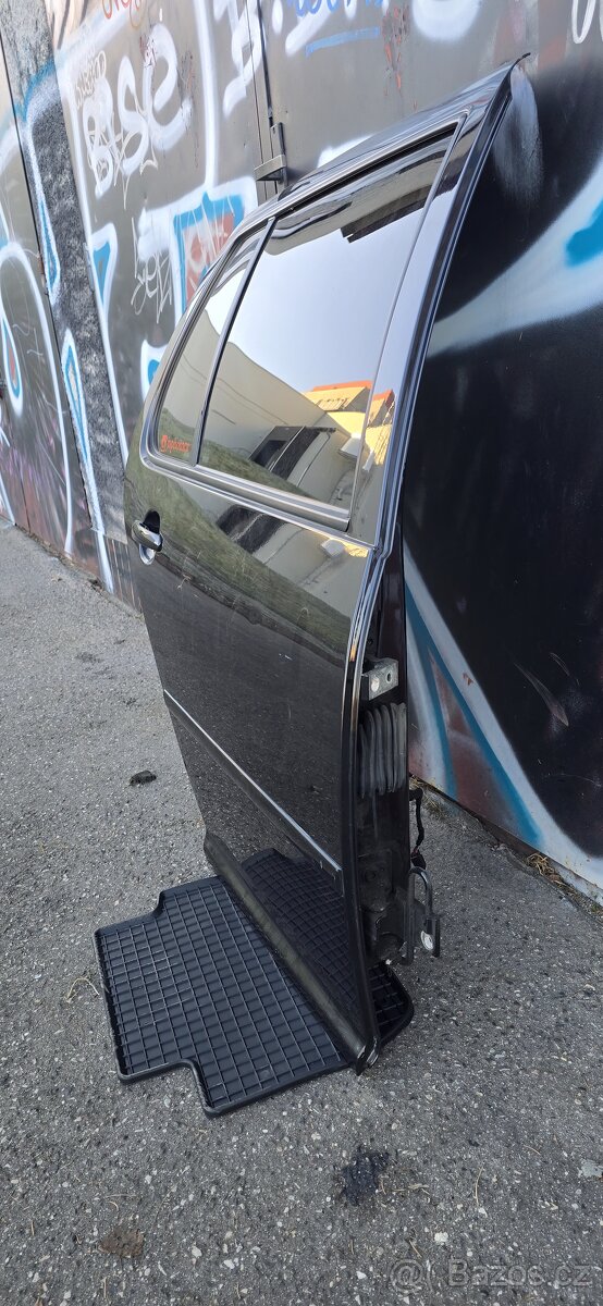 Dveře vw golf iv - 2