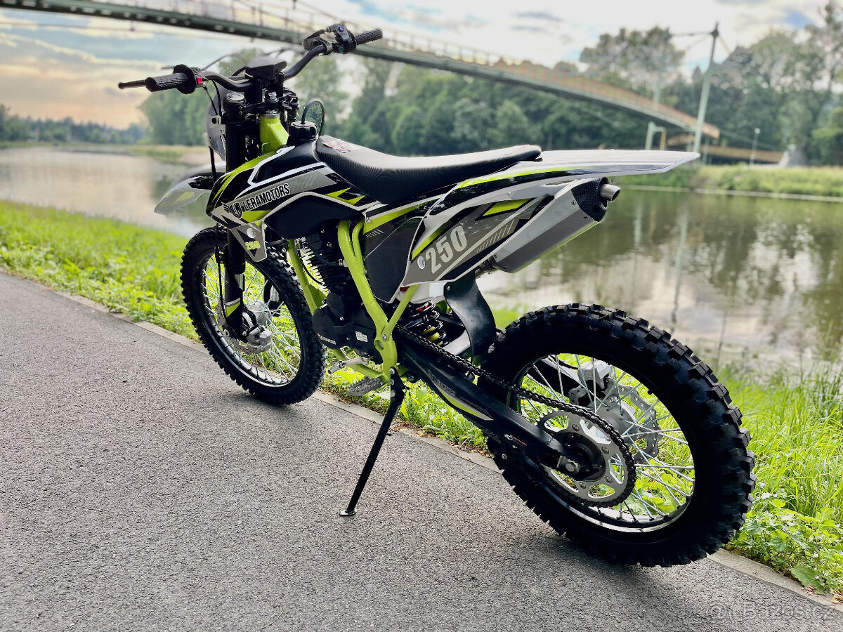 Pitbike Leramotors Killer 250ccm, kola 21/18, limited