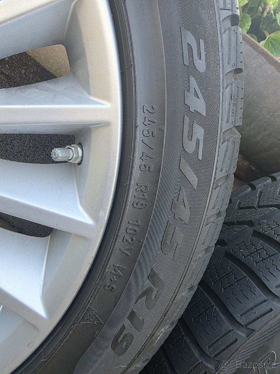 Zimní pneu Pirelli Winter Sottozero Serie III 245/45 R19 102 - 2