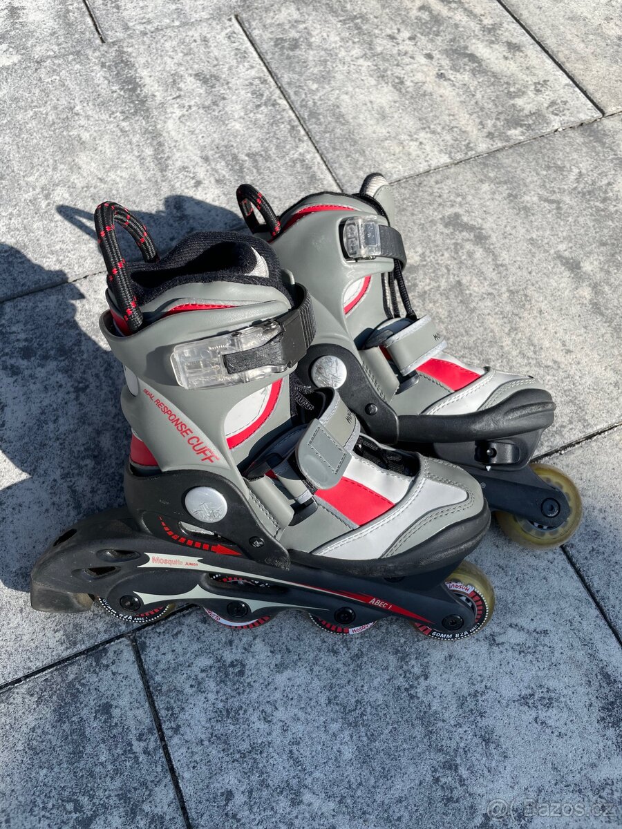 Dětské kolečkové brusle vel.28-30 - 2