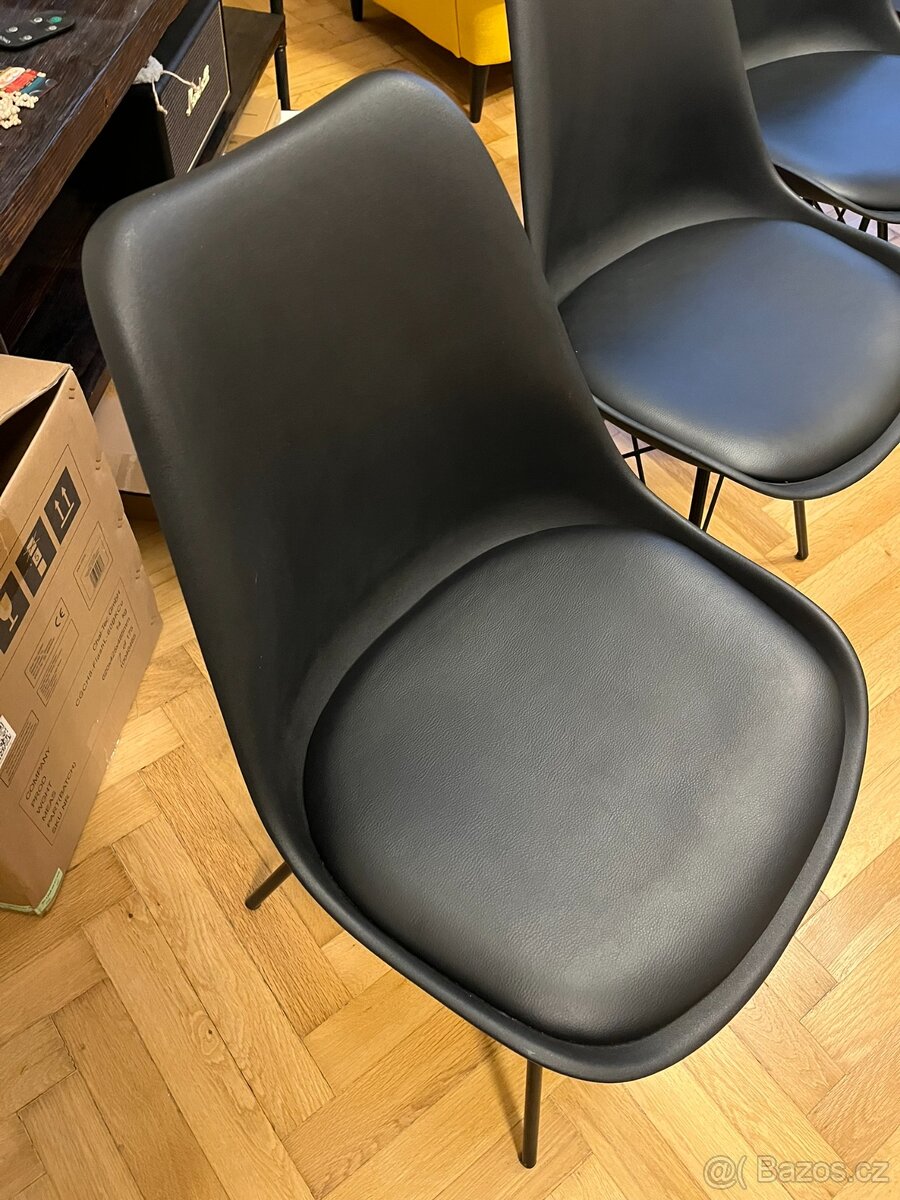 Moderní černé jídelní židle, sada 4ks, plast+kov+koženka - 2