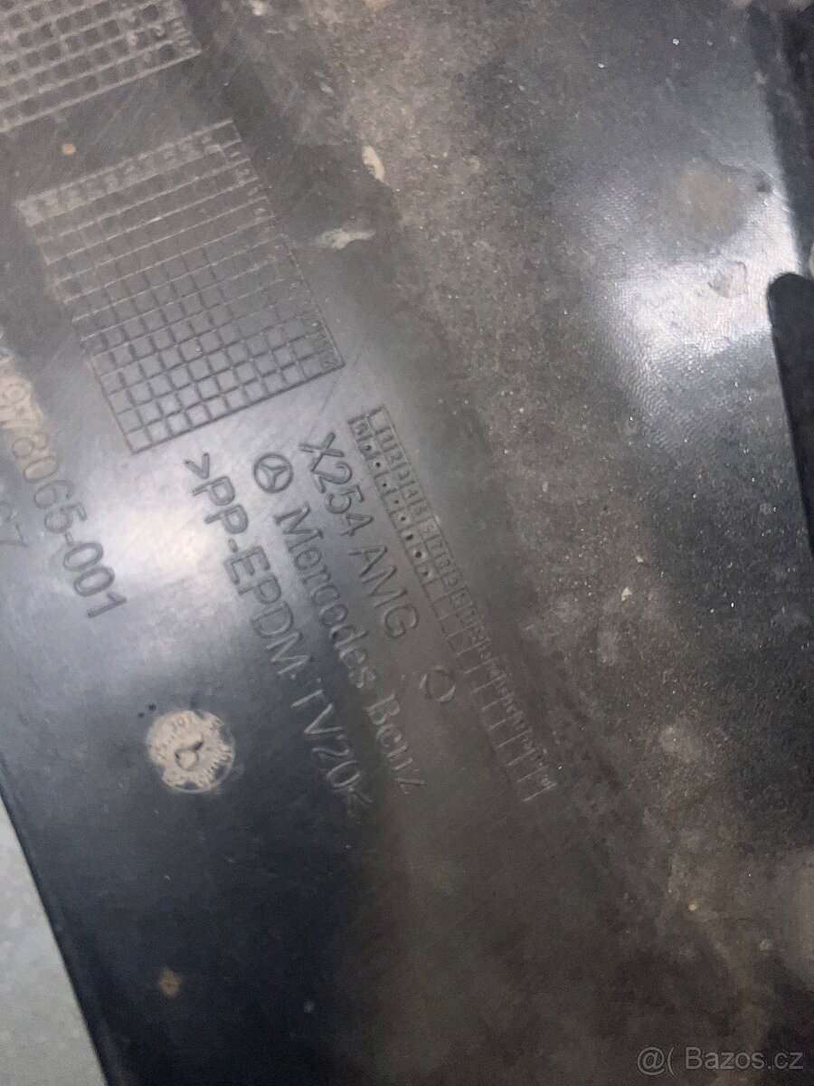 Přední nárazník Mercedes Benz GLC AMG - 2