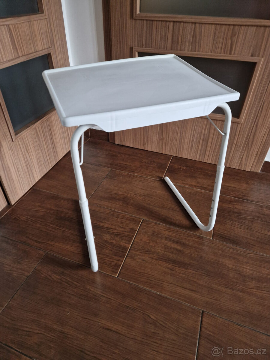 Stolek ke křeslu, k sedačce, na malování - 2