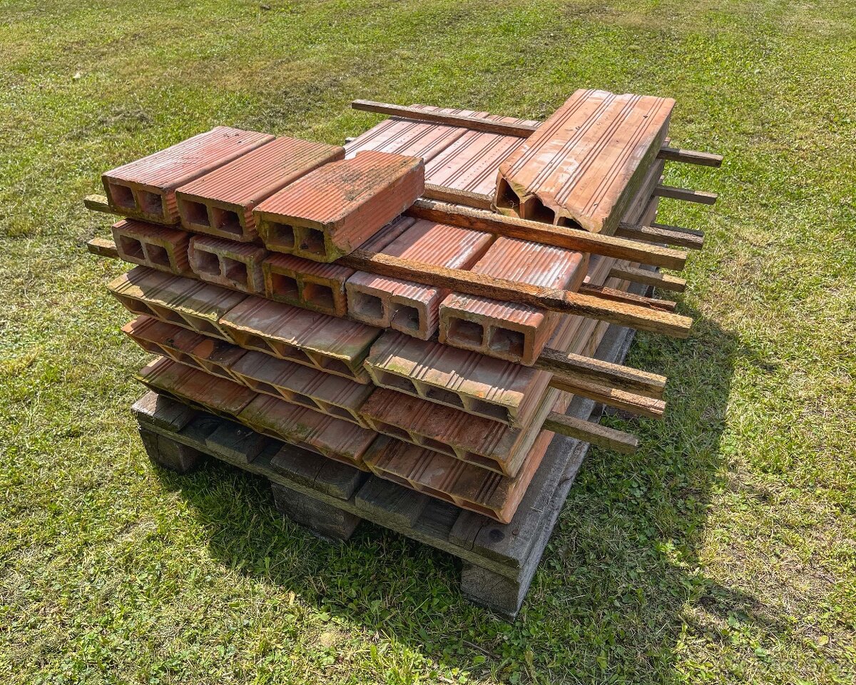 Duté cihlové příčkovky - 2