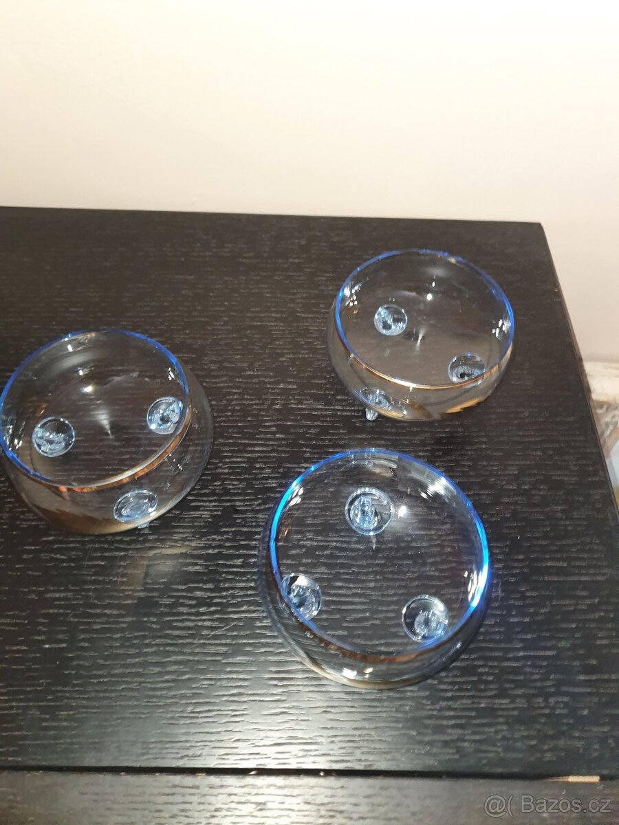 Tenkovrstvé misky na nožičkách, zdobeno zlatem - 2