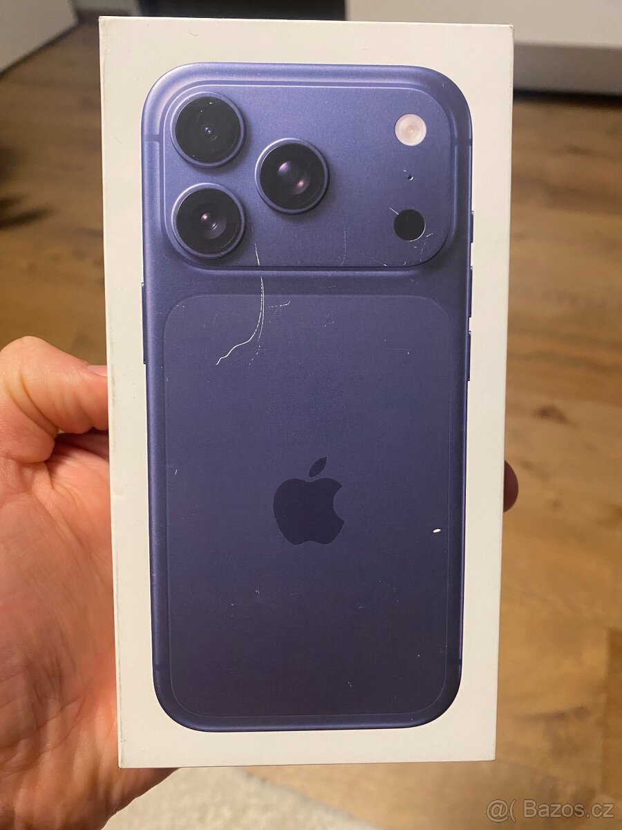 Apple Iphone 17 Pro 256GB temně modrá - 2