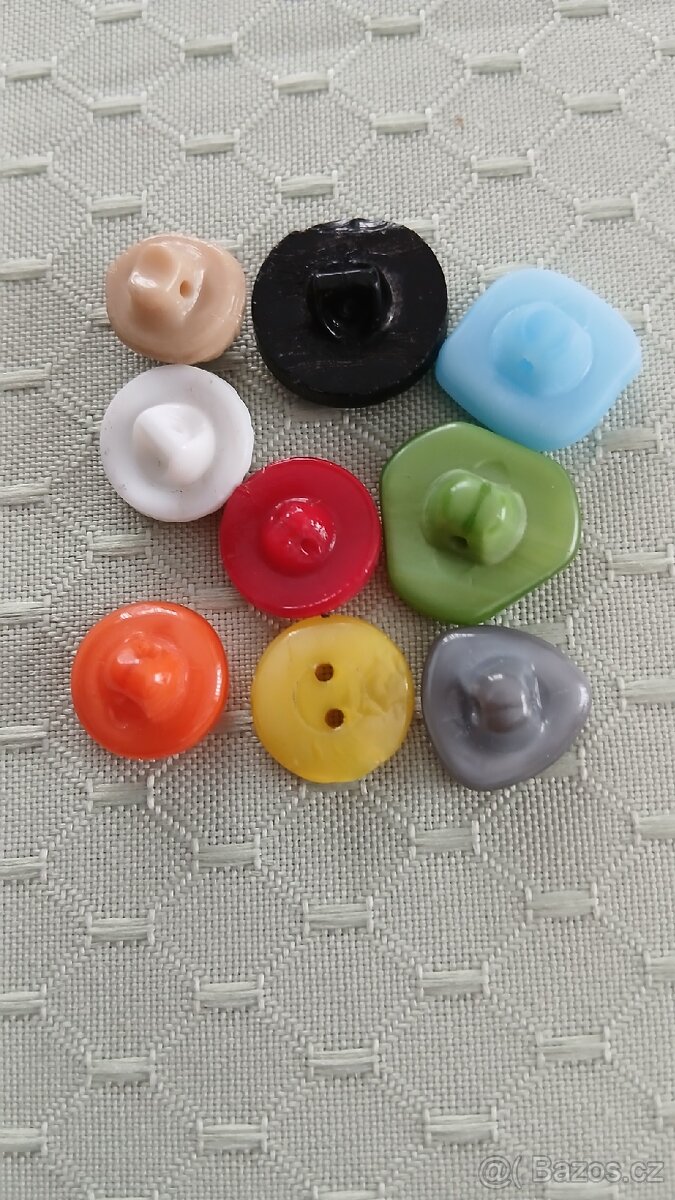 Železnobrodské sklo knoflíčky retro - 2